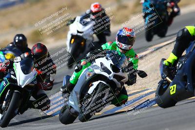 media/Mar-12-2022-SoCal Trackdays (Sat) [[152081554b]]/Turn 11 (1035am)/